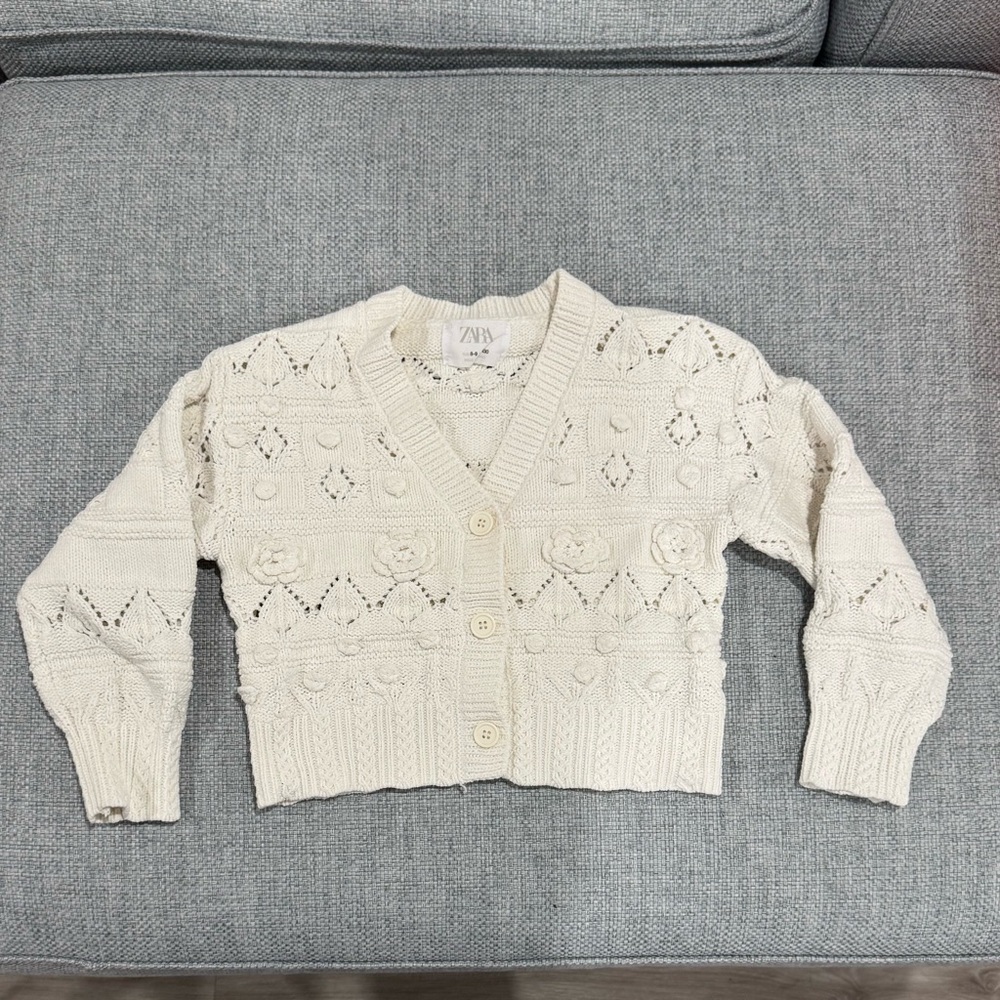 Zara off white chenille girls cardigan, size 8-9